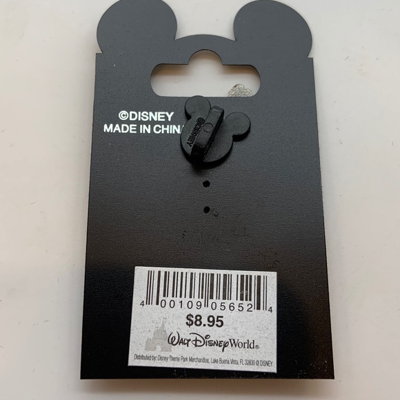 Disney Parks Pirates of the Caribbean At World's End The Empress Dangle Pin - Picture 6 of 9